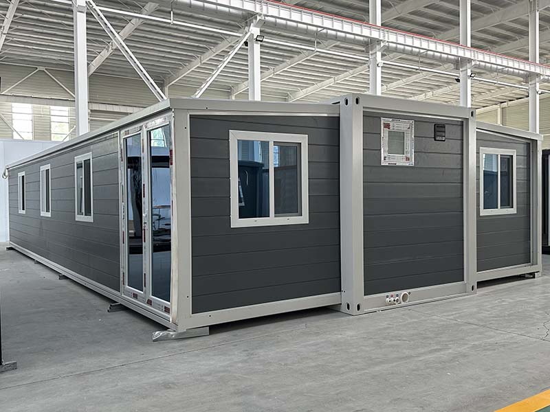 30尺斜顶双翼折叠房1